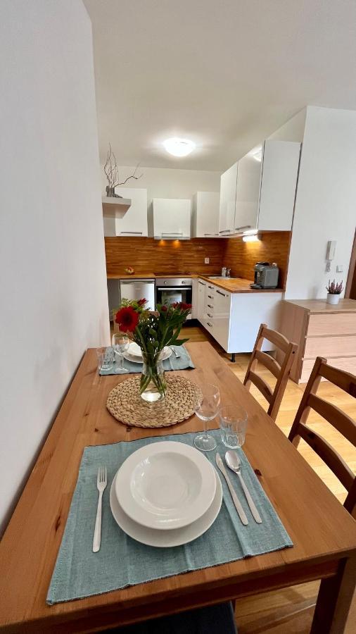 The Apartment Close To The City Center And O2 Arena Praga Exterior foto