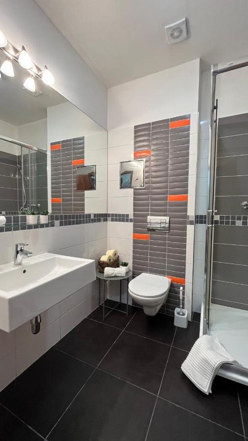 The Apartment Close To The City Center And O2 Arena Praga Exterior foto
